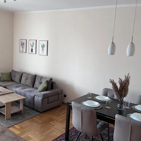 Apartment Mara *